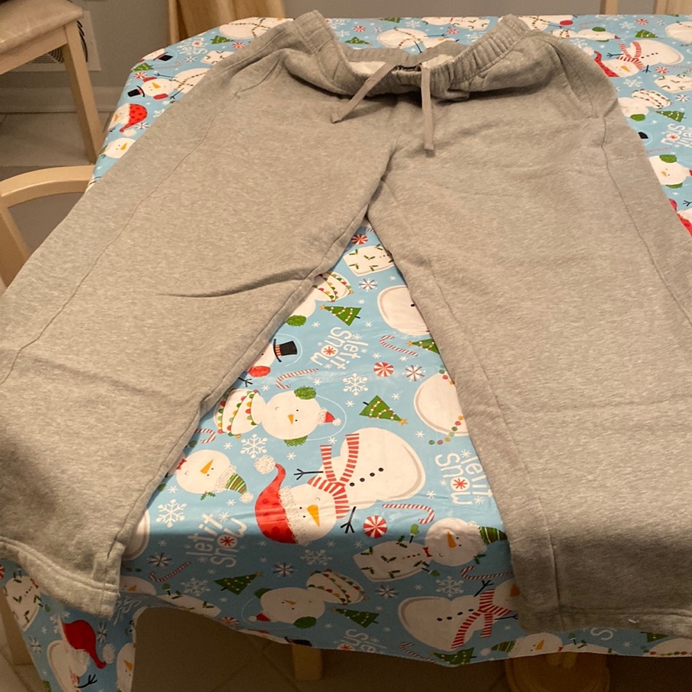 Men’s gray sweatpants 2xl